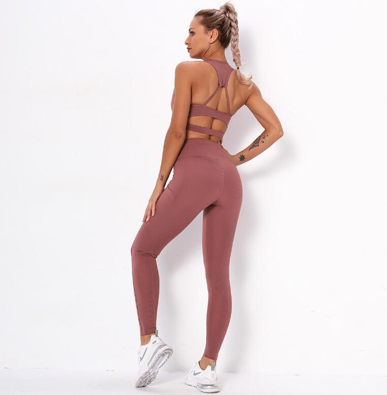 Women's Striped Yoga Set – Sports Bra & High-Waist Leggings Workout Set