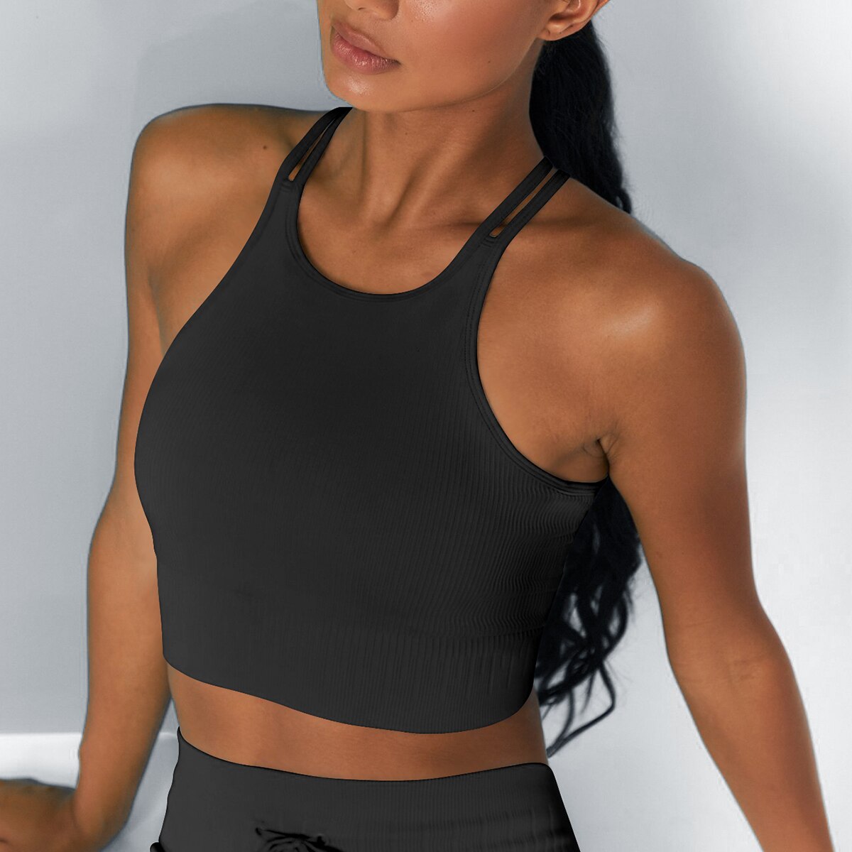 Women's Sleeveless Crop Workout Tank – Quick-Dry Yoga & Fitness Gym Top
