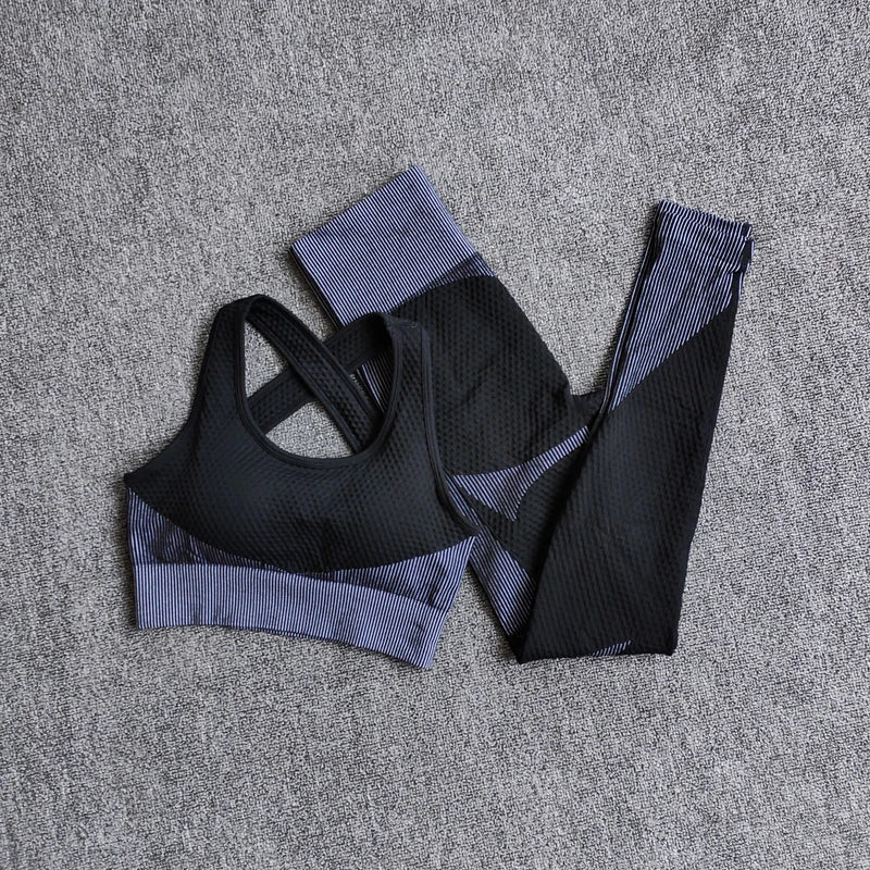 Women's Seamless 3-Piece Yoga Set – Long Sleeve Crop Top, Sports Bra & High-Waist Leggings
