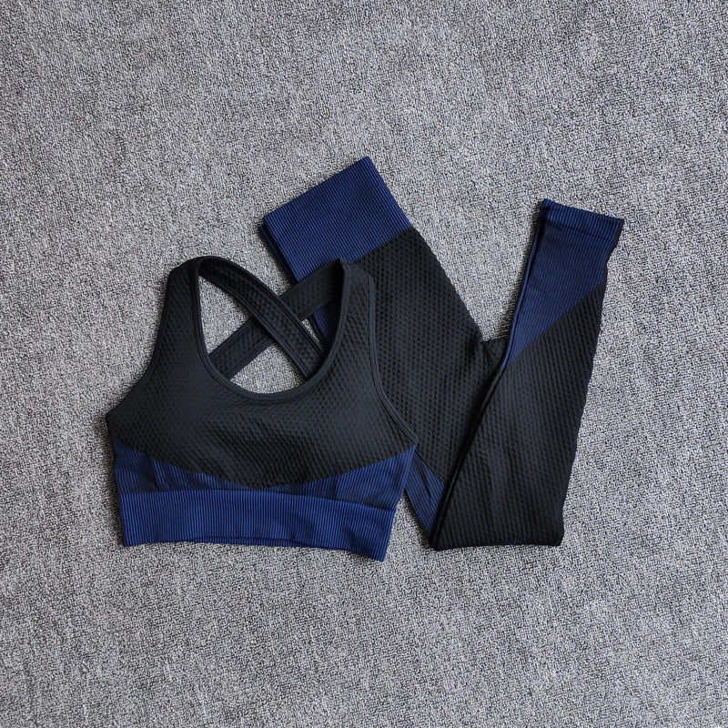 Women's Seamless 3-Piece Yoga Set – Long Sleeve Crop Top, Sports Bra & High-Waist Leggings